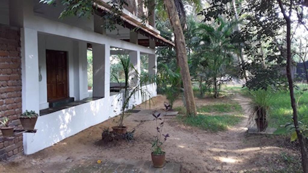 פונדיצ'רי Isai Ambalam Guest House מראה חיצוני תמונה