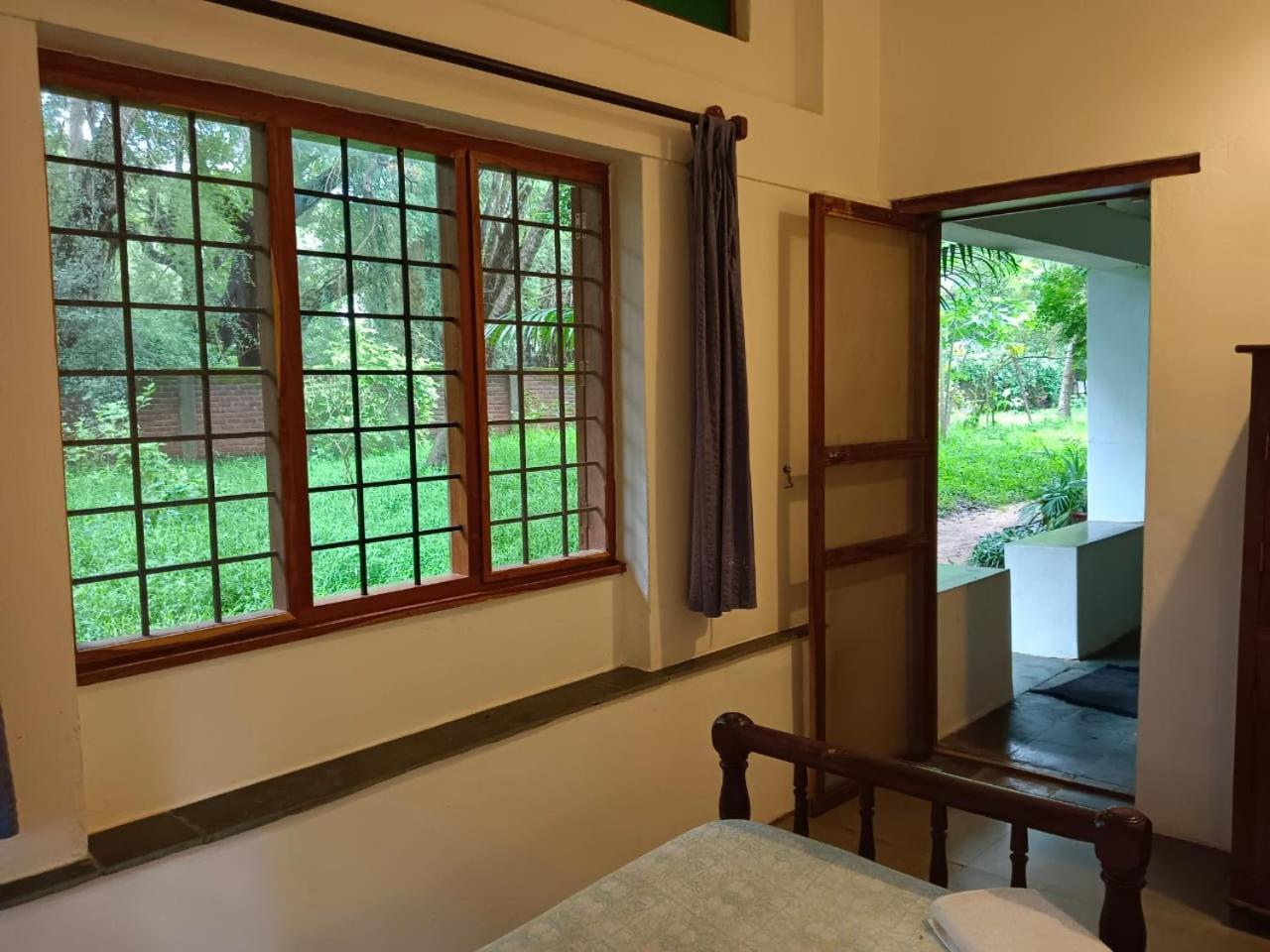 פונדיצ'רי Isai Ambalam Guest House מראה חיצוני תמונה