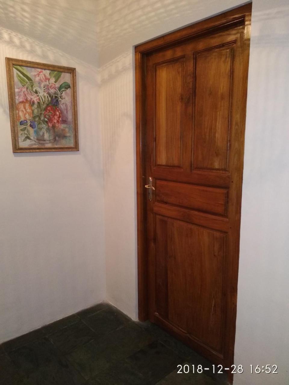 פונדיצ'רי Isai Ambalam Guest House מראה חיצוני תמונה
