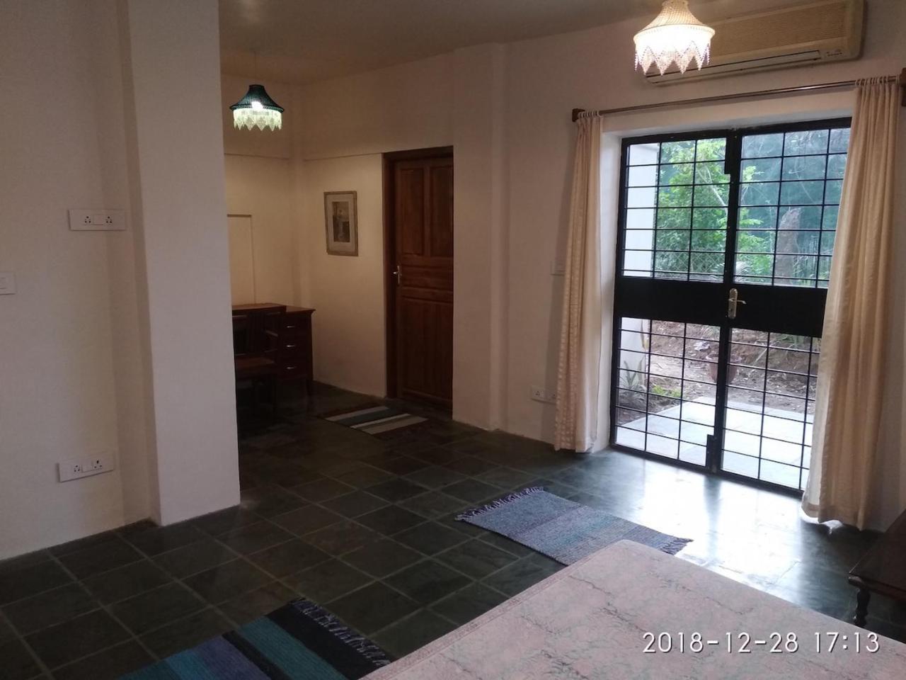 פונדיצ'רי Isai Ambalam Guest House מראה חיצוני תמונה